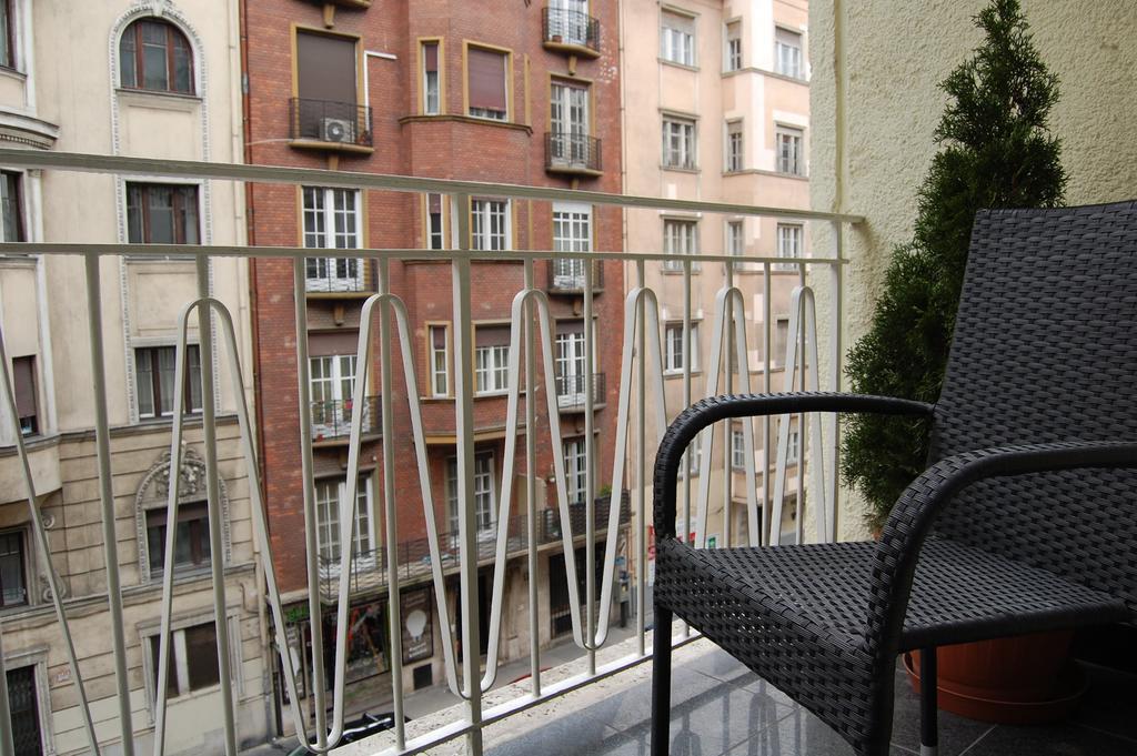 Budapest Downtown Apartments With Balcony & Optional Garage & Restaurant In The Building מראה חיצוני תמונה